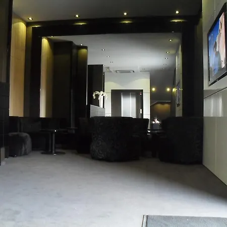 Family Kabu Hotel